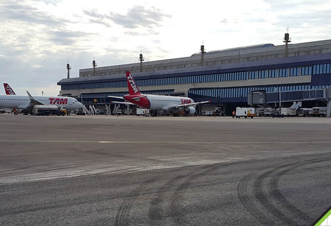 Salgado Filho International Airport in Porto Alegre / RS